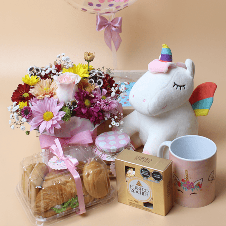Desayuno Sueño de Unicornio temático en Lima