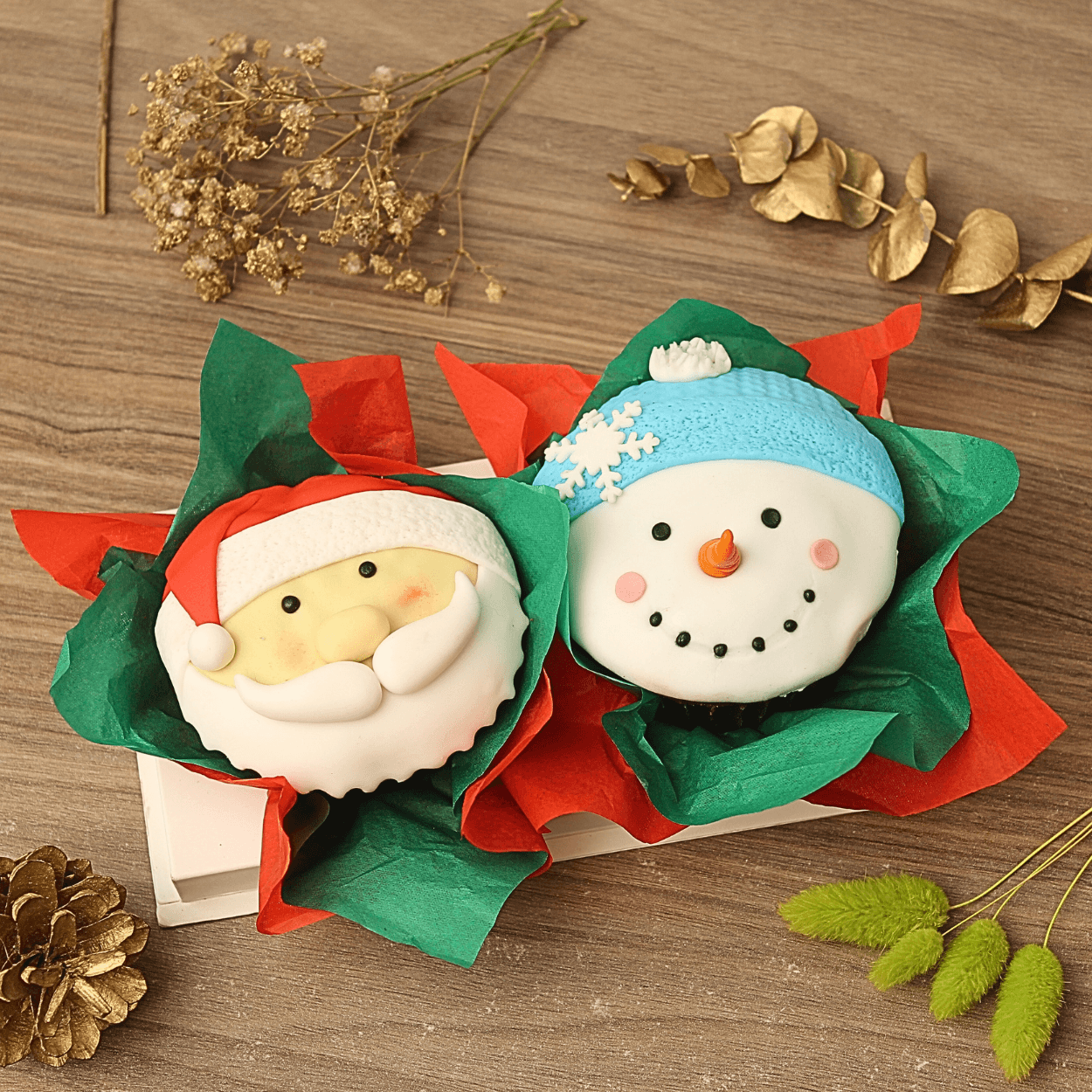 Duo de cupcakes navideños